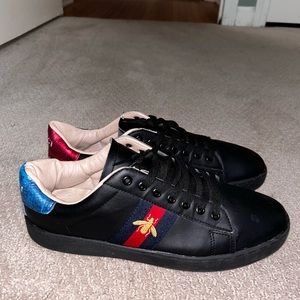 gucci black embroidered shoes men